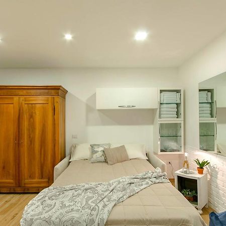 Brand New! Luxurious Apartment In Heart Of Milan Bagian luar foto