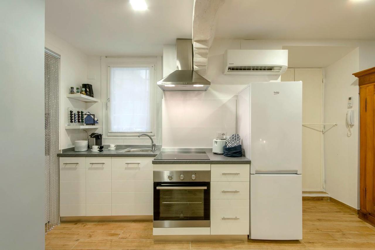 Brand New! Luxurious Apartment In Heart Of Milan Bagian luar foto